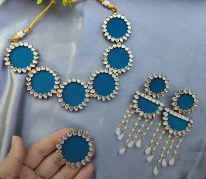 Navira Light by Velaora Jewels